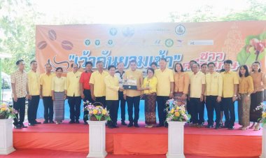 "ร่วมเว้ายามเช้าเฮาชาวศรีสะเกษ"โฮมตุ้มผสมประสานทำงานร่วมกันให้ท้องถิ่นเจริญ