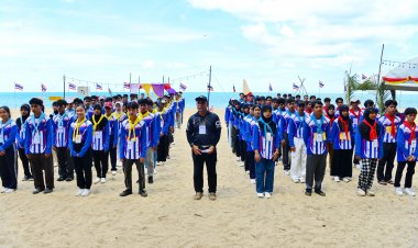 กองทัพเรือจัดกิจกรรมโครงการเยาวชนรวมใจไทยเป็นหนึ่งที่นราธิวาส