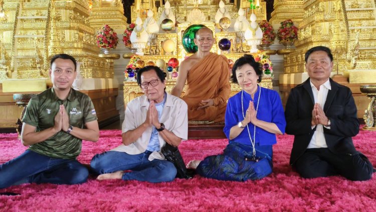 สายมูแห่กราบไหว้โบราณสถานพระธาตุหนองโนอายุกว่า 800 ปี เมืองศรีสะเกษ