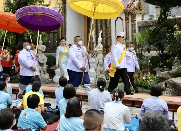 “ในหลวง-พระราชินี”เสด็จ ฯพระราชพิธีเฉลิมพระชนมพรรษาสมเด็จพระพันปีหลวง