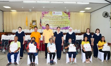 ชลบุรีมอบรถวีลแชร์ถุงยังชีพให้ผู้ยากไร้ “บำบัดทุกข์ บำรุงสุข”เฉลิมพระเกียรติในหลวง