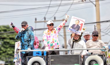 ลุงชาญฯลุยหาเสียงต่อเนื่องท่ามกลางสายฝน สู้ศึกนายก อบจ.ปทุมธานี