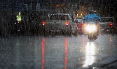 พายุโซนร้อน "ซูลิก" อ่อนกำลังลงเป็นดีเปรสชันแล้ว เตือน 54 จังหวัด "ฝนตกหนักมาก"