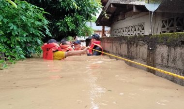 ฝนตกหนักน้ำป่าไหลหลากท่วม 9 อำเภอลำปาง เสียชีวิต 2 ศพ เดือดร้อนหนักกว่า 1 พันครัวเรือน