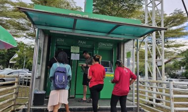 ธกส.ปราจีนบุรีแน่น แห่กดเงินหมื่นบาทใช้จ่ายครัวเรือน-ชำระหนี้สิน