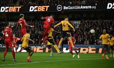 "ซาลาห์" ซัดจุดโทษพา"หงส์แดง"บุกแซง"หมาป่า"ขึ้นจ่าฝูงพรีเมียร์ลีก อังกฤษ