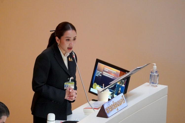 นายกฯร่ายยาวเกือบชั่วโมงแถลงนโยบายต่อรัฐสภา 10 ด้านเร่งด่วน