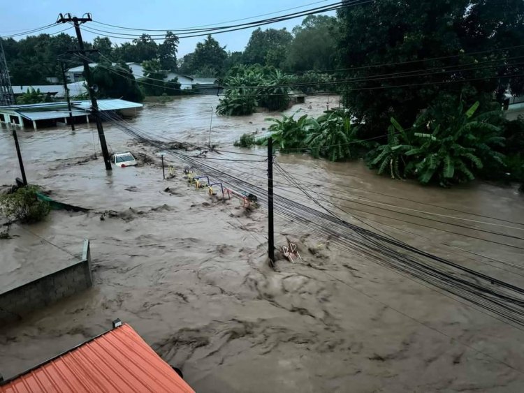 "น้ำท่วมเชียงราย" อ่วมหนัก "ท่าอากาศยานแม่ฟ้าหลวง"ประกาศแจ้งยกเลิกทุกเที่ยวบิน