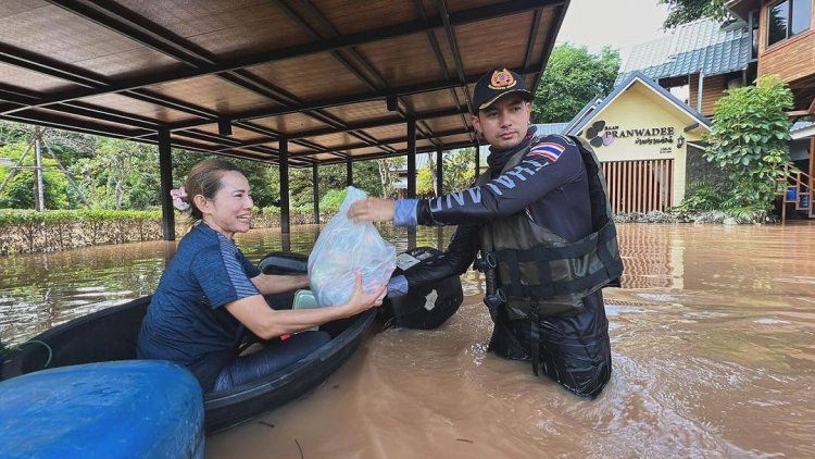 "เข้ม-ยูโร-เบน" ส่งความห่วงใยร่วมฝ่าวิกฤตอุทกภัย พร้อมชวนร่วมบริจาค กองทัพ 7 สี ช่วยชาวบ้าน