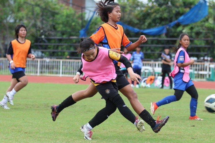 ท่วมท้น! 173 เยาวชนหญิงแห่คัดเลือก โครงการ Talent ID ค้นป่าหาชบาแก้ว