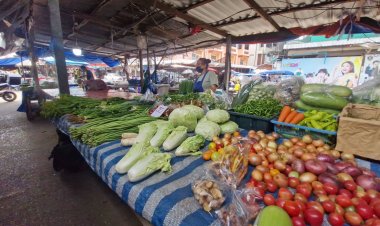 แม่ค้าโคราชโอดกินเจปีนี้ไม่คึกคัก แถมผักพุ่งขึ้นเท่าตัว วอนรัฐช่วยคุมราคาผัก