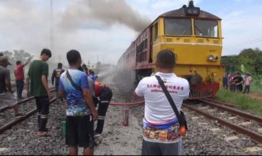 ผู้โดยสารหนีตายระทึก!รถไฟเส้นทางกทม.-ปราจีนบุรี เกิดไฟไหม้ลุกท่วมหัวรถจักรวอด