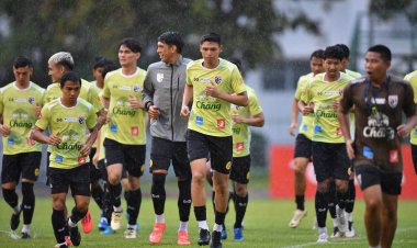 ช้างศึกลุยฝนซ้อม!!แฟนบอลแห่ให้กำลังใจ “ศุภณัฏฐ์-ศุภชัย“ดีใจได้ดวลแข้งต่อหน้าชาวใต้