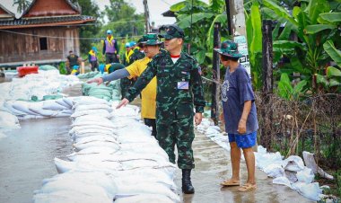 กห. สนองโยบาย ศปช. เร่งช่วยเหลือ ฟื้นฟู-ป้องกันน้ำท่วมพื้นที่ปทุมธานี และนนทบุรี