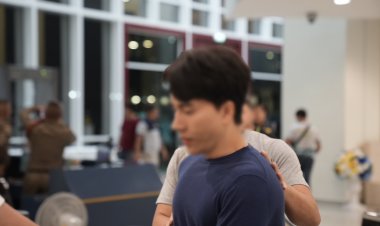 บอสพอล ไม่กังวล  ยิ้มแย้ม ปฏิเสธตอบสื่อ ปมดิไอคอนกรุ๊ป