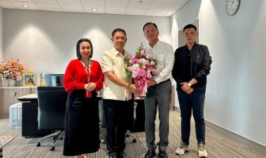 ประธานกิตติมศักดิ์หอการค้าขอนแก่นร่วมยินดีผอ.ท่าอากาศยานนานาชาติขอนแก่น