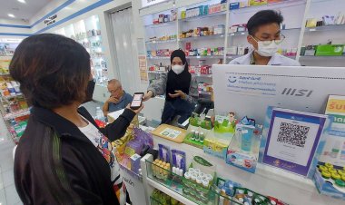 ร้านขายยาเมืองเบตงใช้บัตรประชาชนใบเดียวรักษาทุกที่เข้าถึงการบริการสุขภาพได้แล้ว