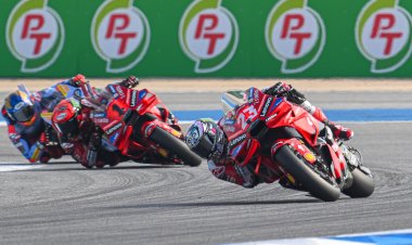 แฟนล้นสนาม! “โมโตจีพี” ดวลสปรินต์สุดเดือด “บาสเตียนินี” นำม้วนเดียวเข้าวิน “สมเกียรติ” ซิวกริด 13