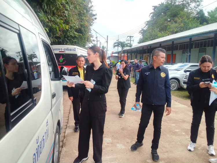 เจ้าหน้าที่นำญาติผู้เสียชีวิตตรวจดีเอ็นเอพิสูจน์อัตลักษณ์ตรงกับผู้เสียชีวิตรถบัสมรณะ