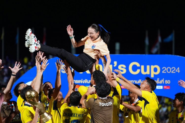 จอแตก! เผยเรตติ้งเชียร์ "ทีมชาติไทย" คว้าแชมป์คิงส์ คัพ 2024 ยอดวิวรวมกว่า 15.77 ล้านวิว
