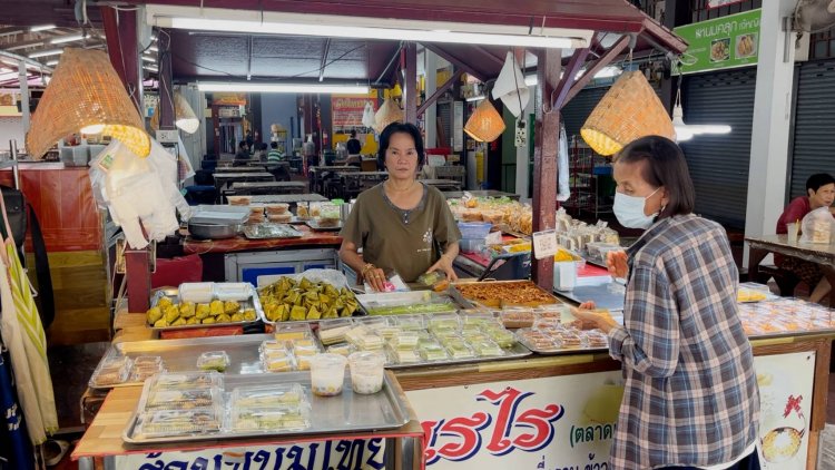 มะพร้าวขาดตลาดดันราคาพุ่ง ร้านขนมไทยขอนแก่นตรึงราคาหวั่นลูกค้าหนี