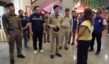 รองฯผู้ว่านราธิวาส นำทีม ลงตรวจ สถานบันเทิง อ.สุไหงโกลก ป้องปรามสิ่งผิดกฎหมาย