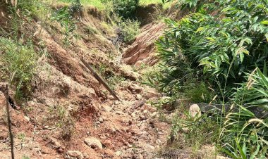 อ.ท่าสองยาง-ปกครอง-ทสจ.-กรมทรัพยากร ร่วมลงพื้นที่ตรวจสอบรอยแยกป้องกันดินถล่ม-สไลด์