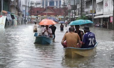 7จังหวัดภาคใต้อ่วม ฝนถล่ม-น้ำป่าทะลักท่วมฉับพลัน เดือนร้อนนับแสนชีวิต