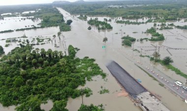 น้ำท่วมปัตตานีวิกฤต ปิด รพ. 3 แห่ง หลายเส้นทางถูกตัดขาด