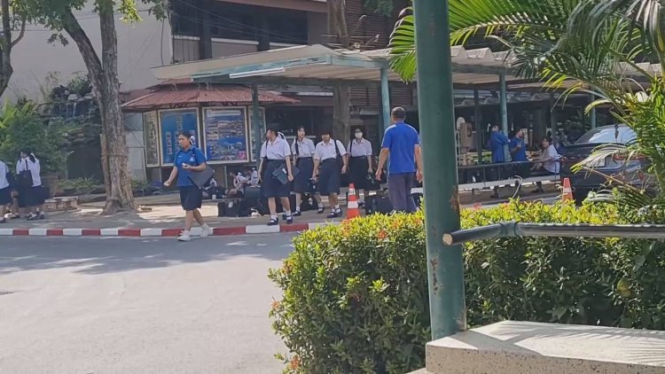แพทย์สุดยื้อ นร.ชั้น ม.3 รร.ชื่อดังโคราช พลัดตกอาคารเรียน สิ้นใจแล้ว