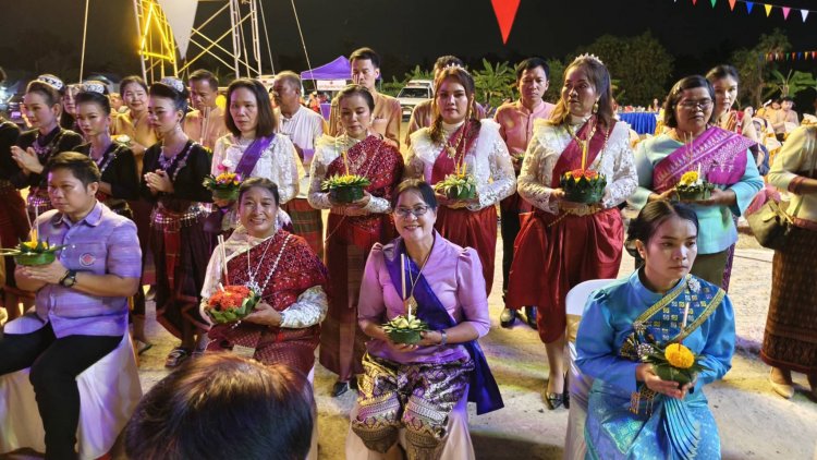 เทศบาลตำบลโพธิ์กระสังข์ สืบสานประเพณีลอยกระทง