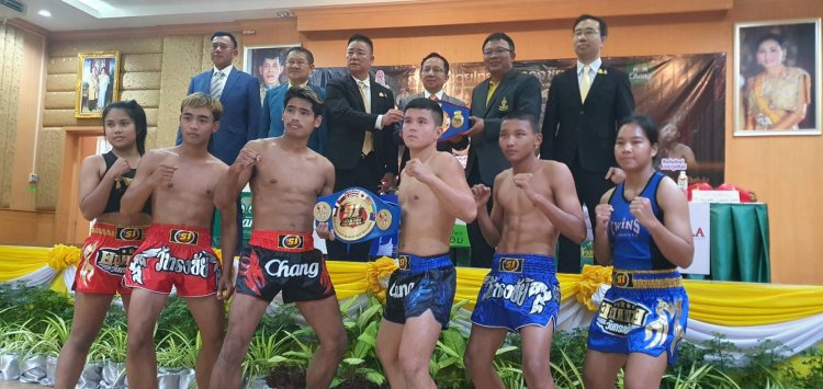 "ศึกช้างมวยไทย วันทรงชัยสัญจร" เพื่อจัดหารายได้นำมาช่วยกลุ่มเปราะบางในพื้นที่ห้วยขวาง