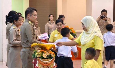 กระบี่มอบทุนการศึกษามูลนิธิคุณพุ่ม 101 ทุน รวมเป็นเงิน 505,000 บาท