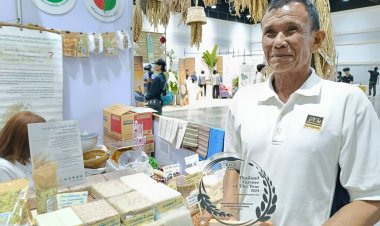 “เกษตรกร”กลุ่มอนุรักษ์ข้าวพื้นเมืองอ.กุดชุม คว้ารางวัลรวมข้าว 120 สายพันธุ์