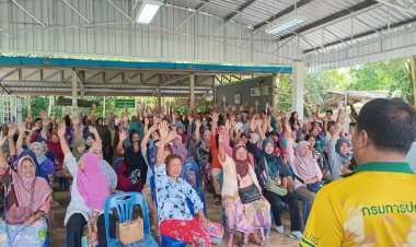 มติเอกฉันท์เหยื่อน้ำท่วมพัทลุงรับเงินเยียวยาจากรัฐบาลครอบครัวละ 9 พันบาท