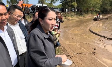 “นายกฯอิ๊งค์”สวมบทชาวนาโชว์หว่านข้าว ยันแจกเงินหมื่น 3 รอบ ตรุษจีนได้แน่