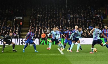 อาร์เซนอล ฟอร์มดุบุกถล่มพาเลซ-แมนฯซิตี้ ยังหาฝั่งไม่เจอ