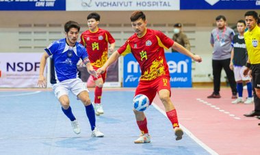 "ฉลามชล บลูเวฟ"ฟอร์มโหดไล่ถล่ม "ลูกแม่โดม" 3-1 คว้าชัยชนะรวด 11 นัด