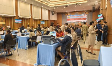 บรรยากาศการรับสมัคร ส.อบจ.สระแก้วคึกคัก ส่วนใหญ่เป็นคนรุ่นใหม่