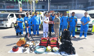 พิธีปล่อยแถวสมาคมกู้ภัยสมุทรปราการช่วยเหลือสังคมในช่วงเทศกาลปีใหม่