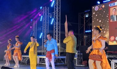 สภาวัฒนธรรมกาฬสินธุ์จัดใหญ่ หนุนการแสดงพื้นบ้าน หมอลำ-โปงลาง