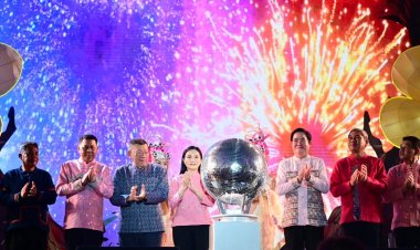 เปิดงานมหกรรมการเกษตรและท่องเที่ยวถนนสายดอกไม้งามริมกว๊านพะเยา