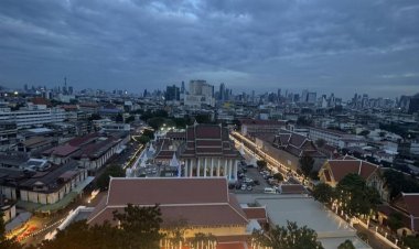 สวดมนต์ข้ามปี "วัดสระเกศ" สักการะ 9 มหามงคลศักดิ์สิทธิ์