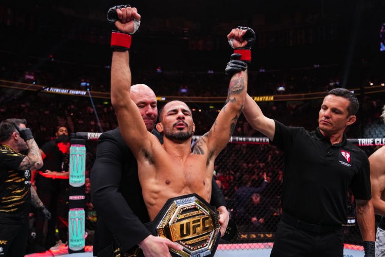 "ปานโตจา" ป้องกันแชมป์หลังรัด "อซากุระ" หลับยก 2 ,รัคห์โมนอฟ ยังไร้พ่าย ศึก UFC 310