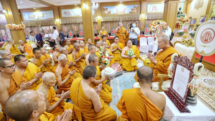 ศิษย์ยานุศิษย์ร่วมมุทิตาสักการะ "หลวงพ่ออ๊อด"วัดสายไหม ได้รับแต่งตั้งเป็นเจ้าคณะอำเภอลำลูกกา