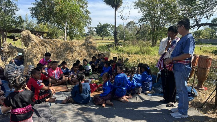 วิถีเด็กบ้านบ้านมิ การละเล่นพื้นบ้านสนุกสนานช่วงวันหยุดเรียนเด็กชัยภูมิ