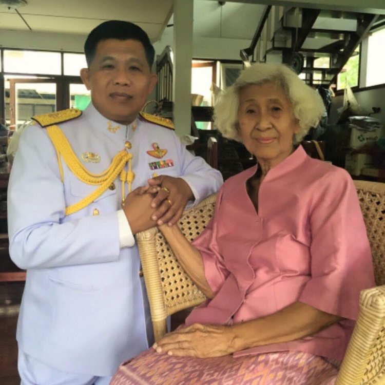 ขอเรียนเชิญร่วมพิธีบำเพ็ญกุศลศพ "คุณแม่ทัศนีย์ สุวัฑฒน"วัดโสมนัสราชวรวิหาร