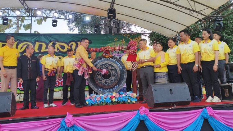 สืบสานประเพณี "บุญคูณลาน งานกุ้มข้าวใหญ่" อำเภอโนนคูณ ปลุกเที่ยว-กระตุ้นเศรษฐกิจ
