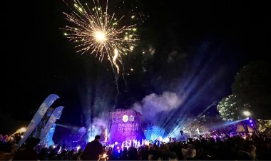 นักท่องเที่ยวกว่า5พันคน ทะลักแห่ร่วมเคาท์ดาวน์รับปีใหม่ที่มอหินขาวชัยภูมิ