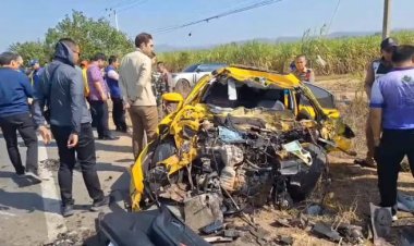 เก๋งซิ่งข้ามเลนพุ่งประสานงารถบรรทุกอ้อยดับ 3 สาหัส 1